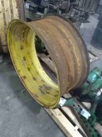 RIM-16 X 38, John Deere, Used